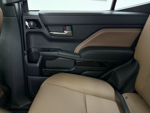 New 2026 Toyota 4Runner Limited image 34