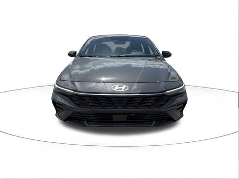 New 2026 Hyundai Elantra SEL Sport FWD image 8