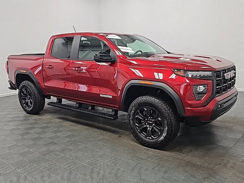 Used 2025 GMC Canyon Elevation w/ Convenience Package image 2