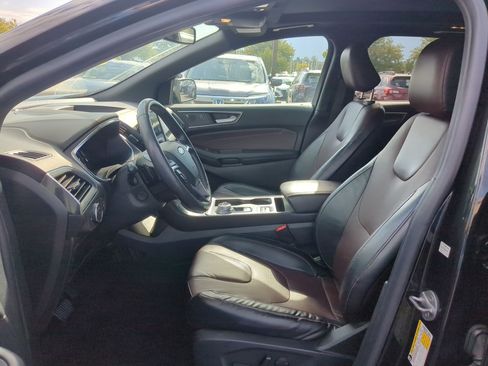 Used 2021 Ford Edge Titanium w/ Equipment Group 301A AWD/4WD image 17