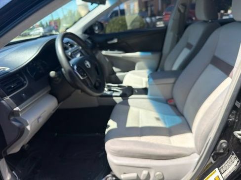 Used 2013 Toyota Camry LE FWD image 14