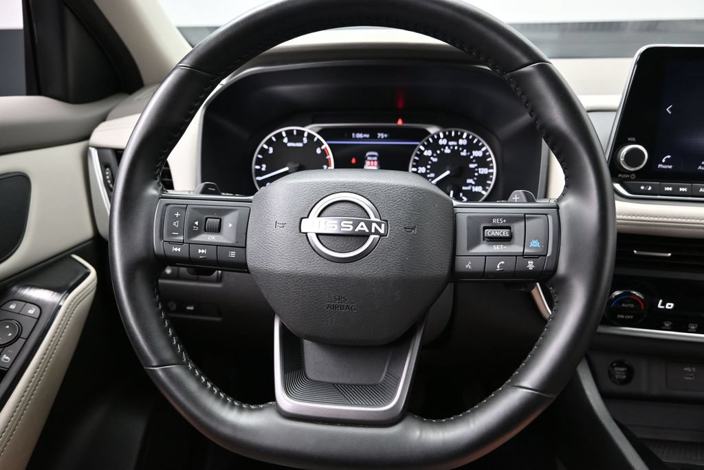Used 2025 Nissan Rogue SV AWD/4WD image 28