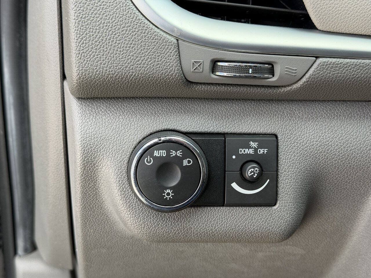 Used 2016 Chevrolet Traverse LS FWD image 19