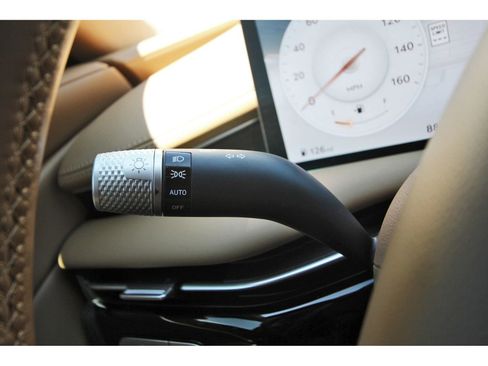 Used 2025 Genesis G80 2.5T image 20