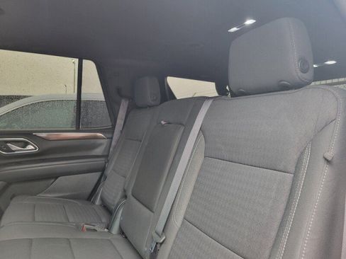 Used 2023 GMC Yukon SLE w/ Gmc Pro Safety Plus Package RWD image 20