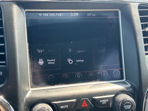 Used 2018 Jeep Grand Cherokee Altitude AWD/4WD image 24