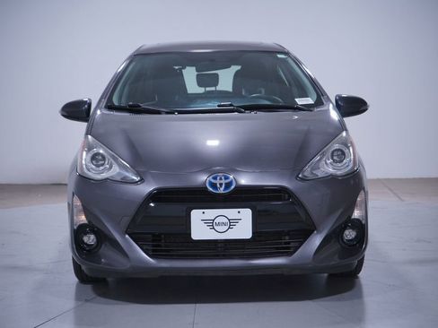 Used 2016 Toyota Prius C Four image 4