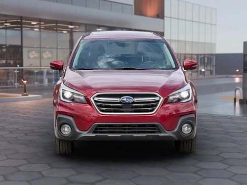 Used 2019 Subaru Outback 3.6R Limited w/ Popular Package #2 AWD/4WD image 4