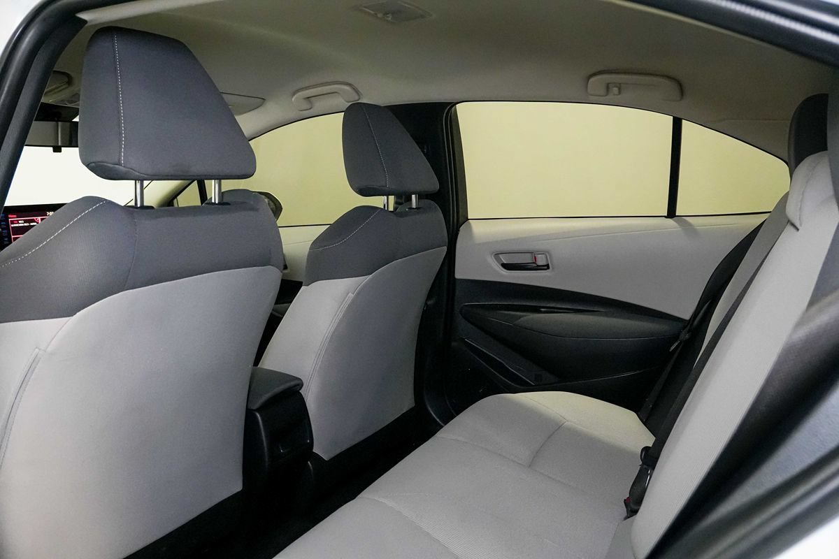 Used 2022 Toyota Corolla LE FWD image 16