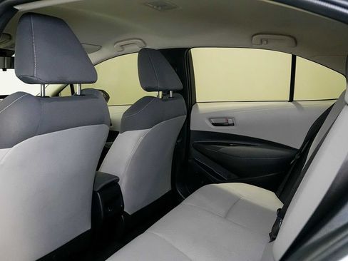 Used 2022 Toyota Corolla LE FWD image 16
