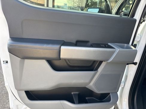 Used 2023 Ford F150 XLT w/ Trailer Tow Package image 40