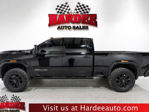 Used 2024 GMC Sierra 2500 AT4 w/ AT4 Premium Plus Package image 1