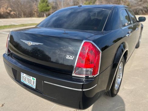 Used 2007 Chrysler 300 Touring image 6