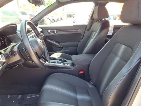 Used 2025 Honda Civic Sport image 19