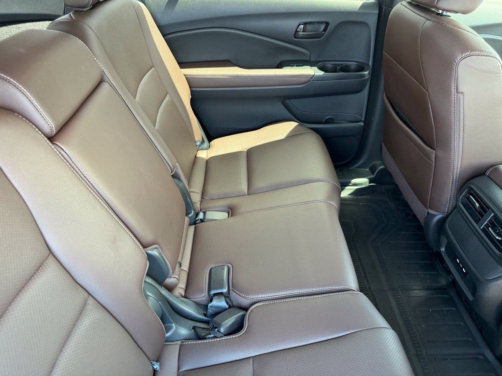 Used 2024 Honda Passport EX-L image 19