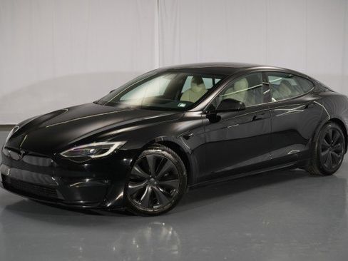 Used 2022 Tesla Model S image 1