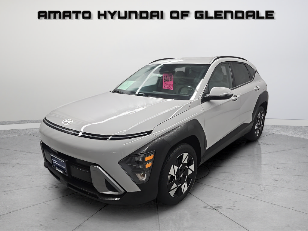 Certified 2025 Hyundai Kona SEL FWD image 2