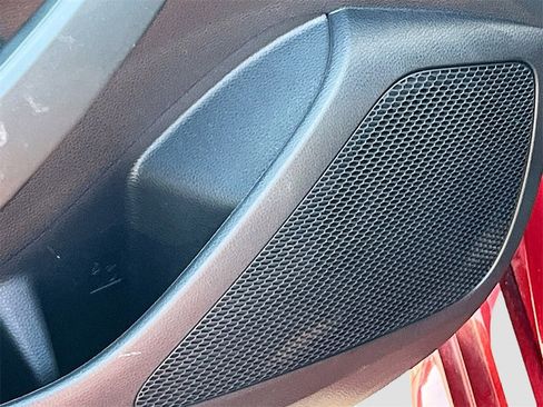 Used 2022 Toyota Corolla LE image 18