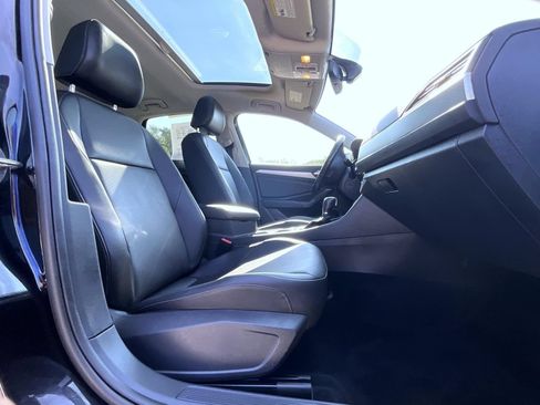 Used 2019 Volkswagen Jetta SE FWD image 18