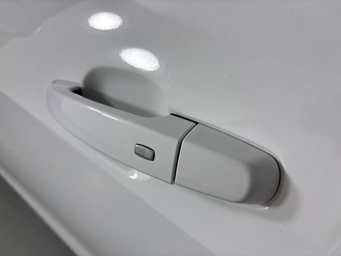 Used 2023 Chevrolet Malibu LT FWD image 14