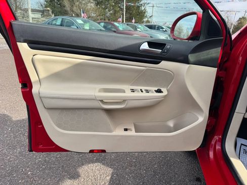 Used 2014 Volkswagen Jetta TDI image 14