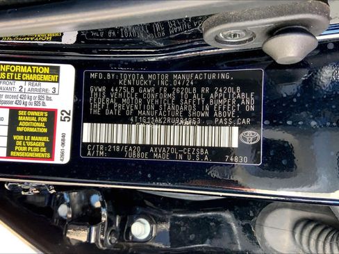 Used 2024 Toyota Camry SE image 34