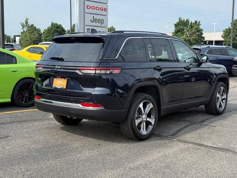 Certified 2023 Jeep Grand Cherokee 4WD 4xe w/ Luxury Tech Group II image 3
