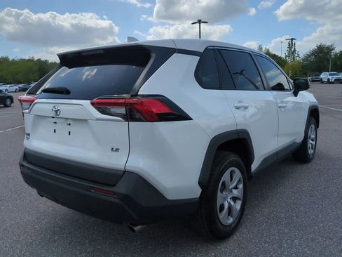 Certified 2022 Toyota RAV4 LE image 6