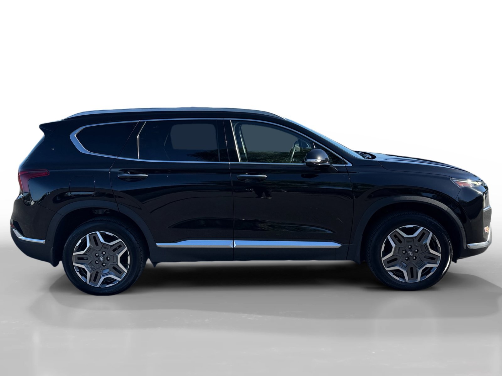 Certified 2023 Hyundai Santa Fe Limited AWD/4WD image 6