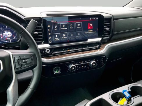 Used 2024 GMC Sierra 1500 Elevation RWD image 7
