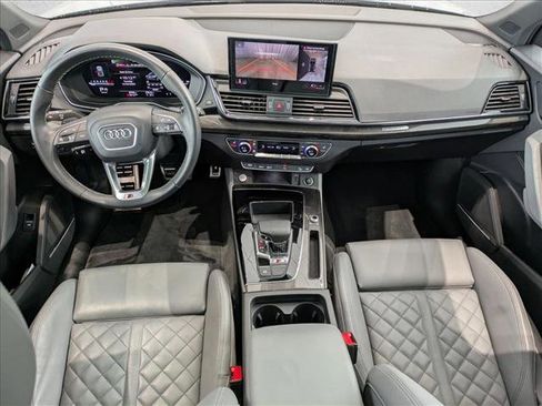 Used 2023 Audi SQ5 Premium Plus w/ Premium Plus Package image 17