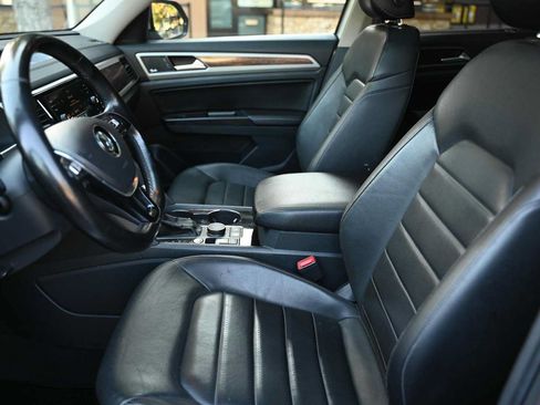 Used 2018 Volkswagen Atlas SEL Premium AWD/4WD image 17