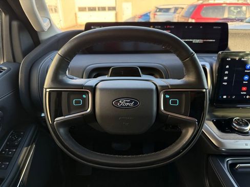 Used 2025 Ford Expedition Max Platinum image 26