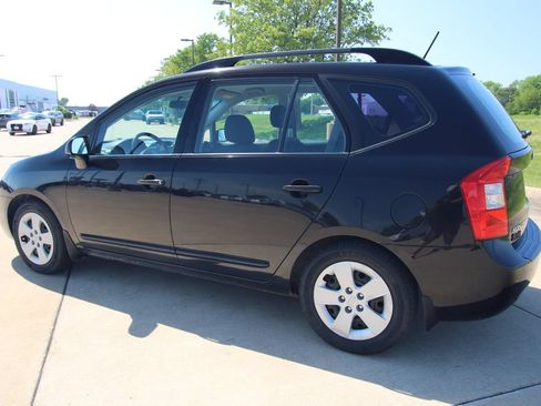 Used 2009 Kia Rondo LX FWD image 13