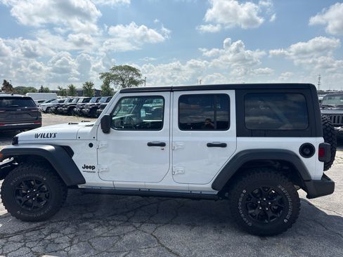Used 2021 Jeep Wrangler Unlimited Sport AWD/4WD image 9
