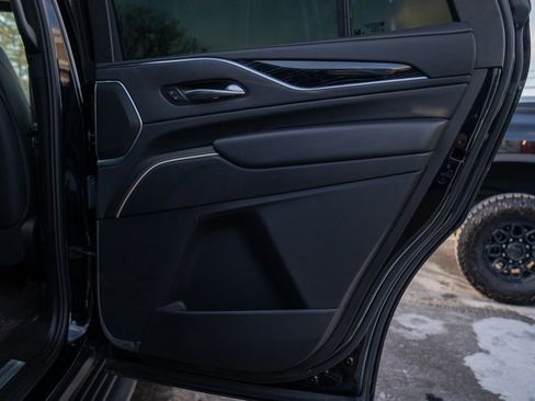 Used 2023 Cadillac Escalade Sport image 11