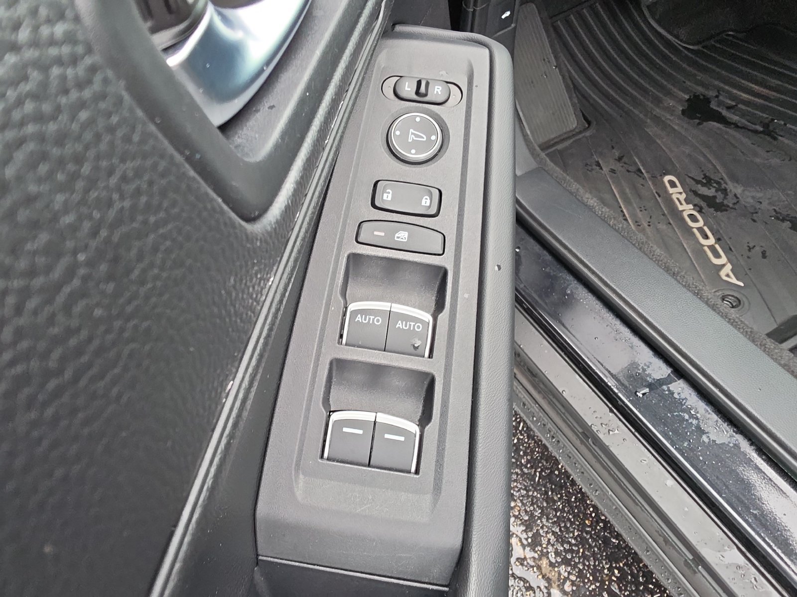 Certified 2023 Honda Accord LX image 13