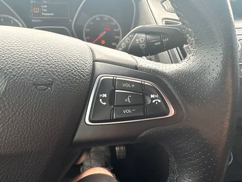 Used 2018 Ford Focus ST FWD image 14