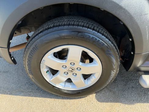 Used 2005 Honda Element EX image 26