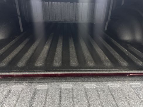 Used 2021 RAM 1500 Big Horn AWD/4WD image 32