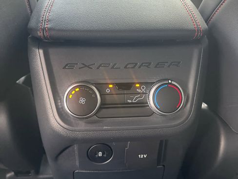 New 2026 Ford Explorer ST-Line AWD/4WD image 35
