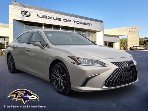 Certified 2022 Lexus ES 350 w/ Premium Package image 1