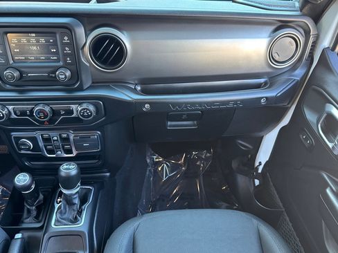 Used 2019 Jeep Wrangler Unlimited Sport S image 30