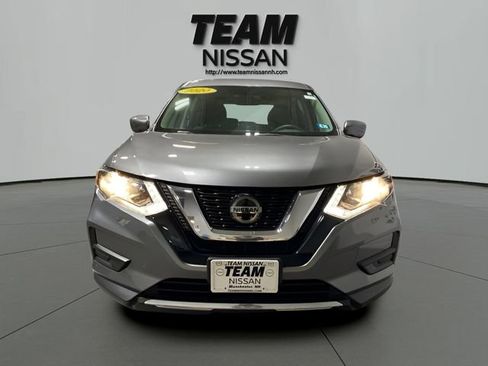 Used 2020 Nissan Rogue S AWD/4WD image 2