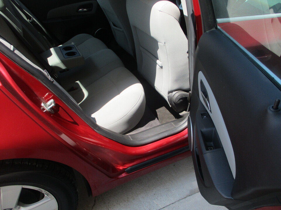 Used 2011 Chevrolet Cruze LT FWD image 20