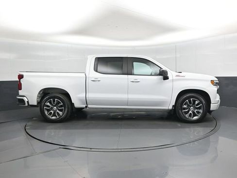 Used 2023 Chevrolet Silverado 1500 RST w/ Z71 Off-Road Package image 2