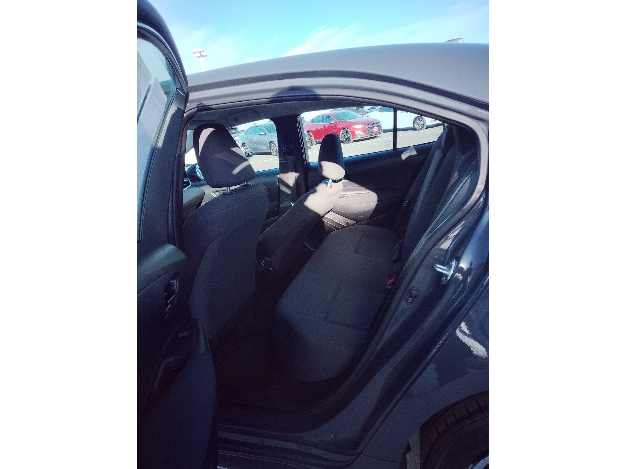 Used 2024 Toyota Corolla LE FWD image 11