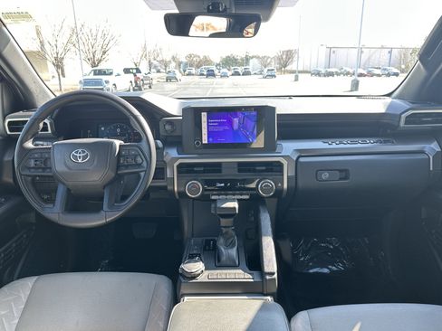 Certified 2024 Toyota Tacoma SR5 image 28