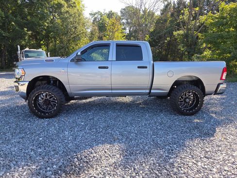 Used 2022 RAM 3500 Tradesman AWD/4WD image 4