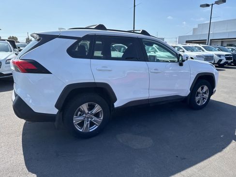 Used 2023 Toyota RAV4 XLE w/ Convenience Package FWD image 12